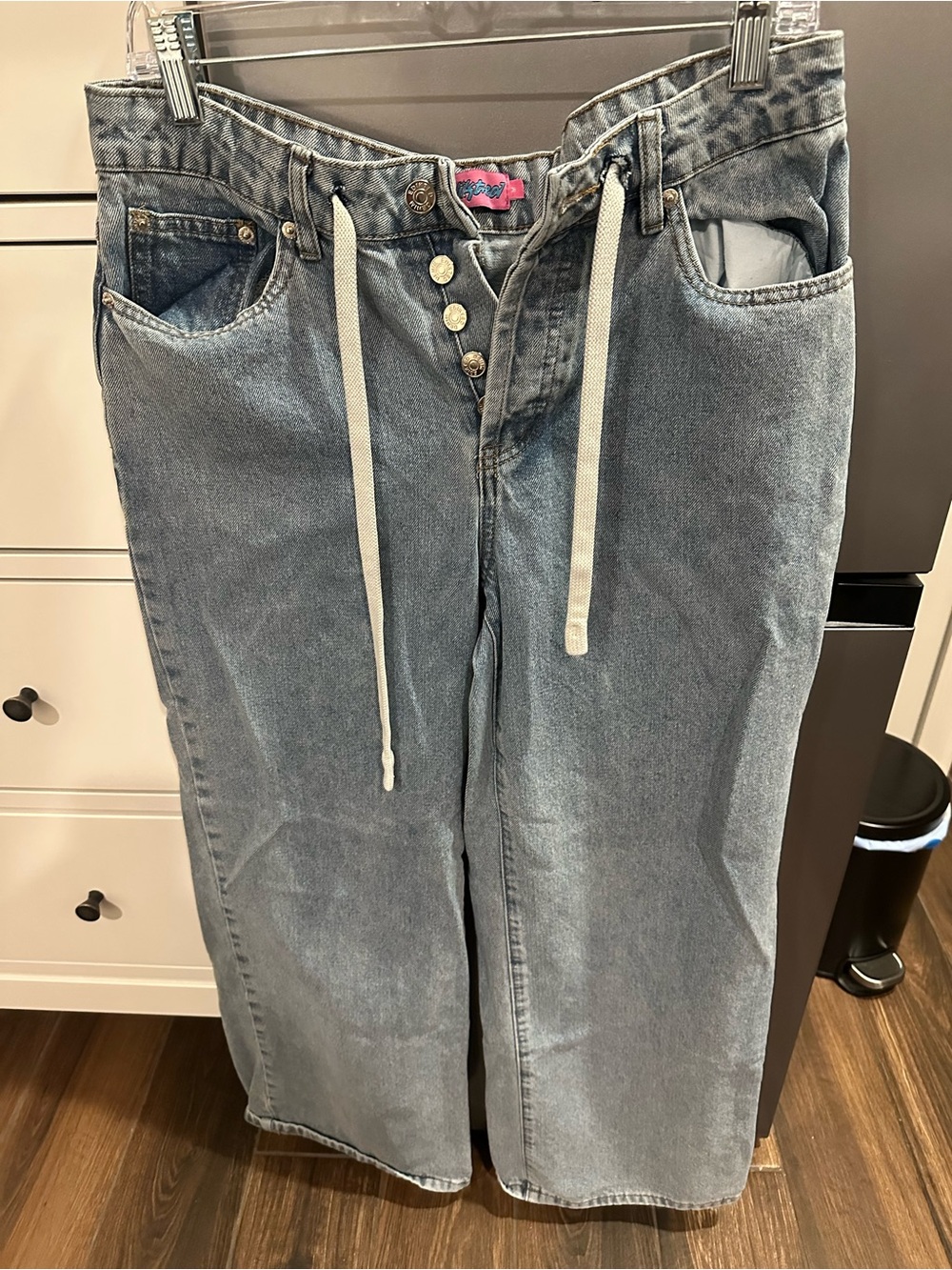 Edikted Light Wash Wide Leg Jeans with Drawstring